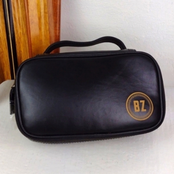 Swanky Badger Black Leather Like Men's Zip Around Sundries Shaving Travel Bag - Picture 13 of 13